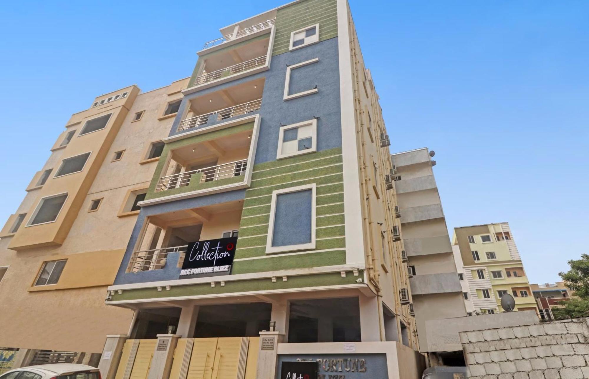 Hotel Super Townhouse Rcc Blizz Kondapur  Exterior foto