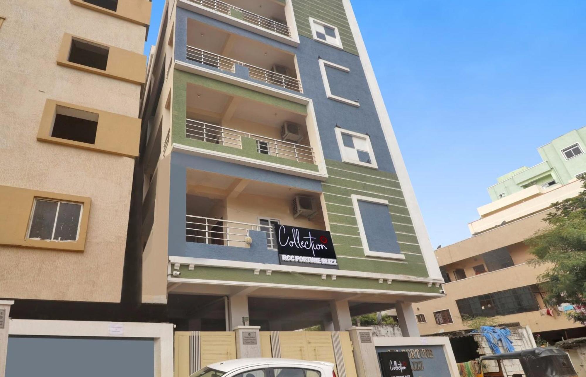 Hotel Super Townhouse Rcc Blizz Kondapur  Exterior foto